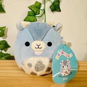 Squishmallow Pell